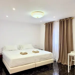 Gasthof Sl, Marbella